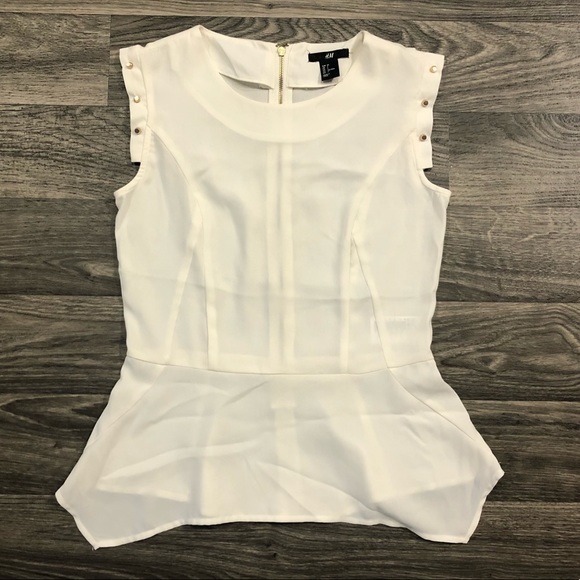 H&M Tops - SOLD * H&M Sleeveless Top